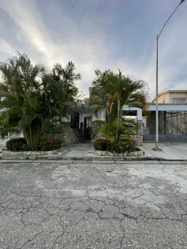 Venta Quinta En Trigal Norte De Valencia Calle Cerrada