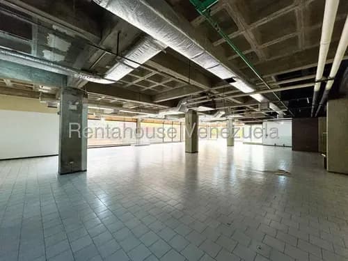 Local Comercial En Alquiler En Los Cortijos De Lourdes Cda 26-6745 Yf