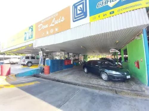 Imponente Propiedad Comercial En Venta Constituida Por Galpones, Locales Comerciales, Casa Quinta Y Terreno, Con Una Increible Ubicacion Centrica En Maã±ongo,