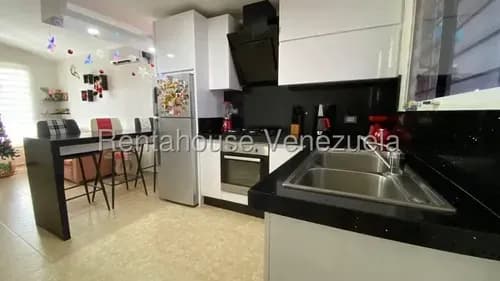 Inmuebles Milagros Nazareth Casa En Venta En Barquisimeto Lara La Ensenada. Codigo Del Inmueble 26-11736 Economica Residencial Economico