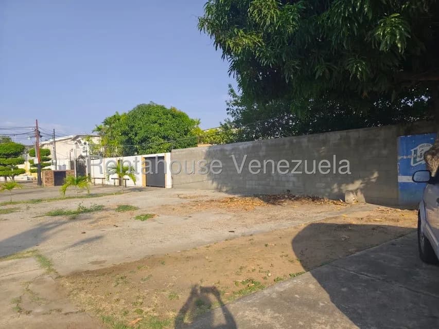 Terreno (Residencial) en Venta en Plaza Alonso, Zulia