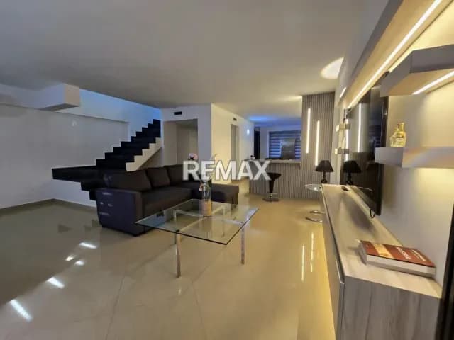 Moderno Apartamento Duplex En Venta