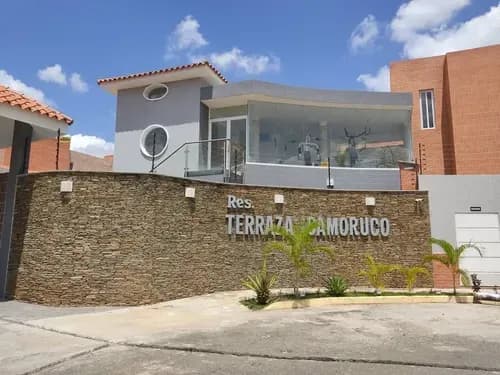 Townhouse En Terrazas De Camoruco, Valencia. Plth-215