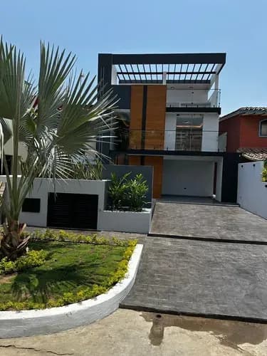 Vg.casa Bote C A Estrenar. Zona Exclusiva. Lechería. Anzoategui