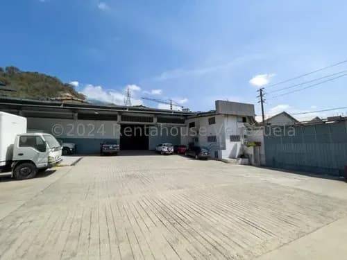 Galpón En Alquiler Con 2 Cavas De Refrigeración, Congelación Y Oficinas En Mariches. Luis Infante 26-20292