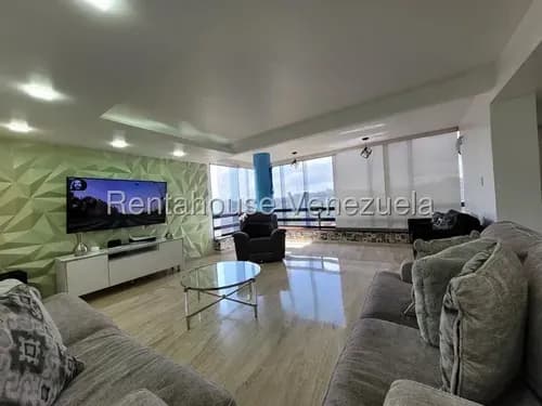 Espectacular Apartamento Remodelado Venta Urb. Miranda
