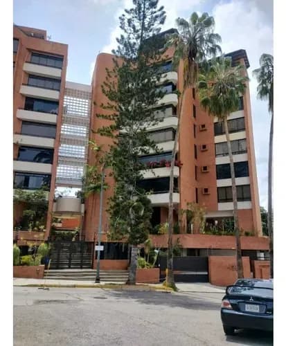 Se Vende Apartamento 526m2 Santa Eduvigis 1880