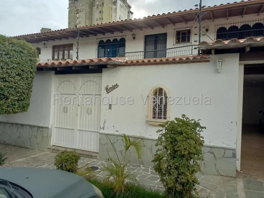 Casa (Multipes Niveles) en Venta en Colinas de La California, Distrito Metropolitano