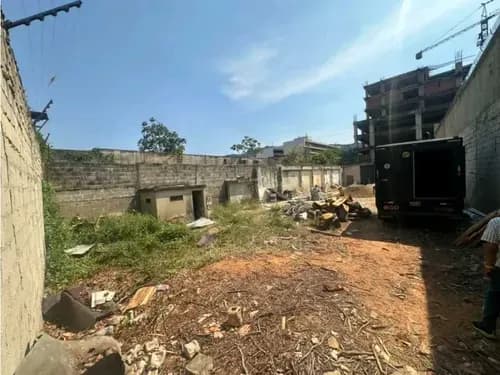 Terreno Calle Arismendi. Nlh