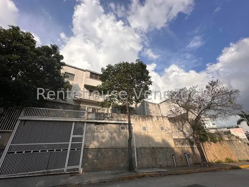 Casa (Multipes Niveles) en Venta en Las Palmas, Distrito Metropolitano