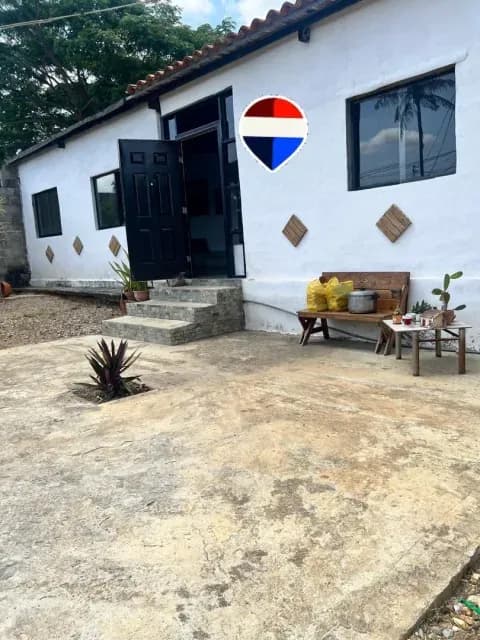 VENDO CASA GRANJA SECTOR LAS CUIBAS (AGUA VIVA)