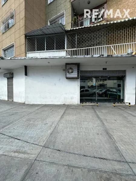 VENTA LOCAL COMERCIAL LA CARLOTA