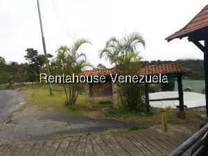 Terreno (Residencial) en Venta en El Tibron, Vargas