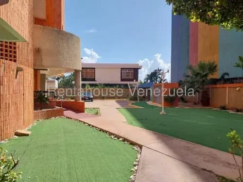 Apartamento En Venta En Av El Milagro