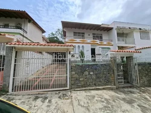 Casa En Alquiler Macaracuay #26-17738