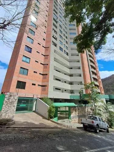 Alquiler: Apartamento. Urb. Altos Del Parral, Res. Monte Everest. 324258-er