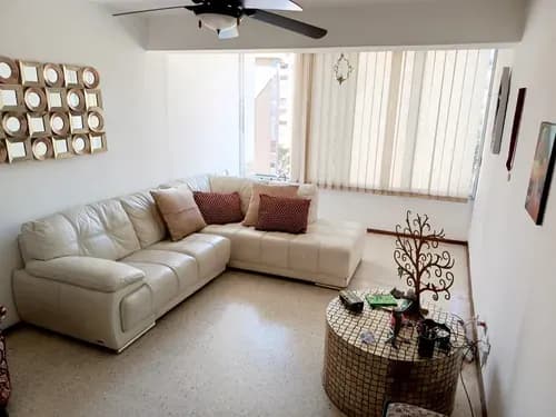 Apartamento En Alquiler En La Urbina