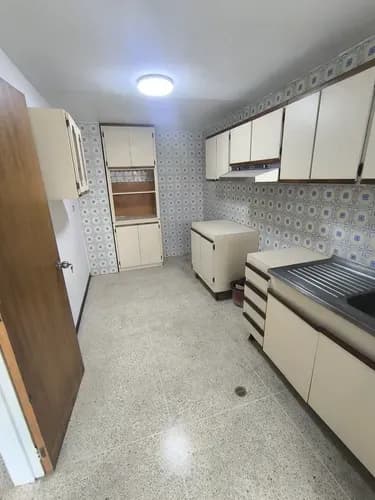 Alquiler Fijo Apartamento En La Candelaria Caracas Muy Fresco E Iluminado