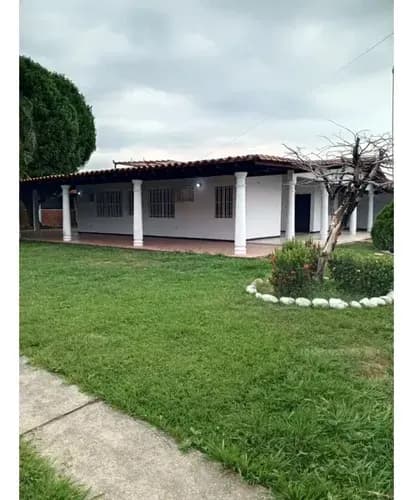Casa En La Urb. Jardines De Alto Barinas Ve16-006lj-moli-ehid