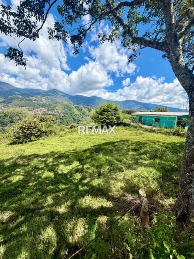 TERRENO EN HIRANZO EN VENTA
