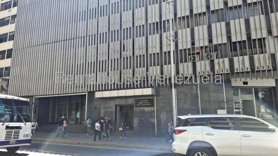 Comercial (Oficina) en Alquiler en Parroquia Catedral, Distrito Metropolitano