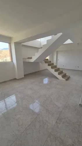 Mariana Vende Petnhouse En Naguanagua Res Areka Obra Blanca Mariajose