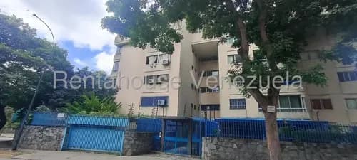Vendo Amplio Y Cómodo Aparto Quinta En Planta Baja Del Edificio, Ubicada En Zona Estratégica, El Marqués !! Aprovecha Esta Gran Oportunidad De Adquirir El Inmueble De Tus Sueños. Lo