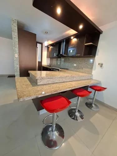 Apartamento En Venta, Amoblado Y Equipado Frente Al Centro Comercial Puente Real