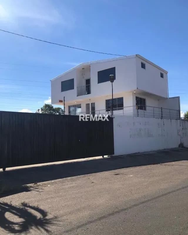 Galpon. Venta. Zona Industrial De Paramillo