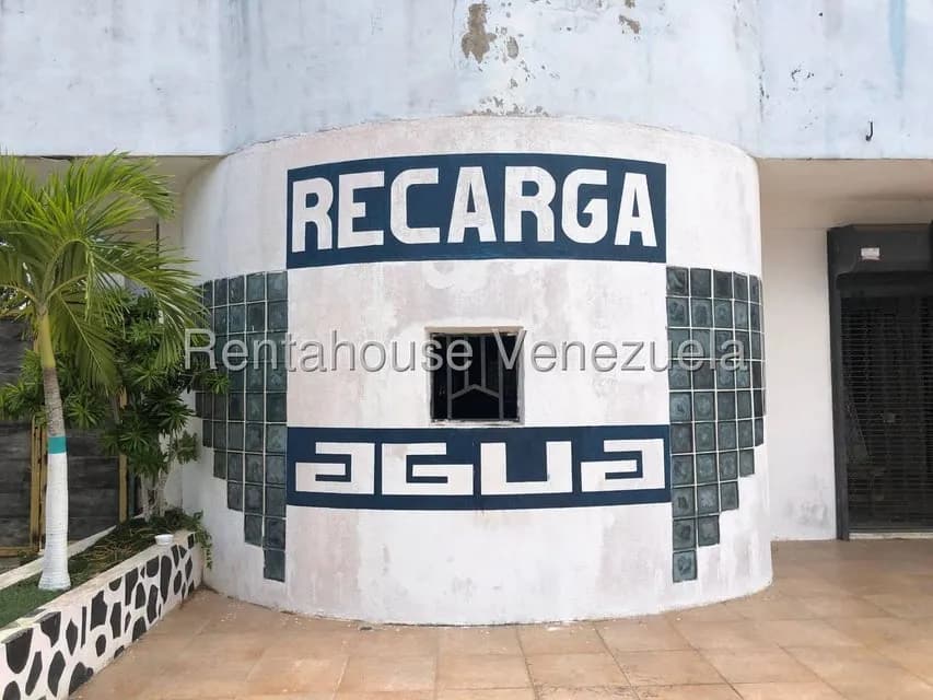 Comercial (Local Comercial) en Alquiler en Playa El Agua, Nueva Esparta
