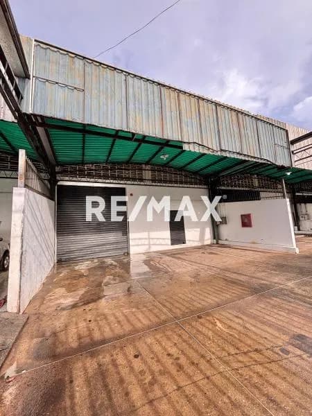 GALPON INDUSTRIAL EN ALQUILER ZONA UNARE