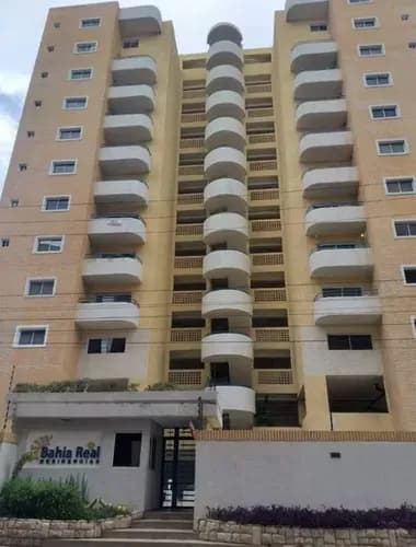 Alquilo Amplio Y Moderno Apartamento En Conjunto Residencial Bahia Real