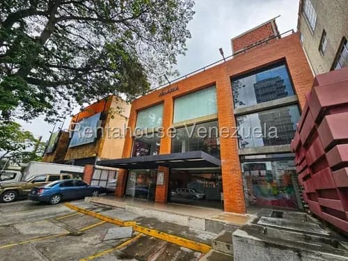 Edificio Comercial En Venta En Las Mercedes Caracas Angela Tochon A Pie De Calle 1600 Metros Construccion