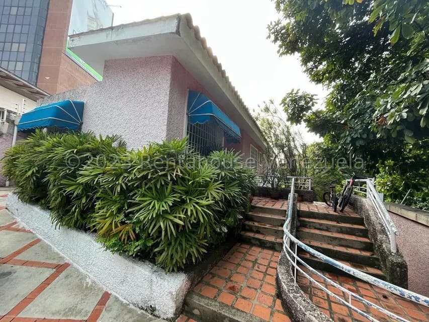 Casa (Multipes Niveles) en Venta en San Roman, Distrito Metropolitano