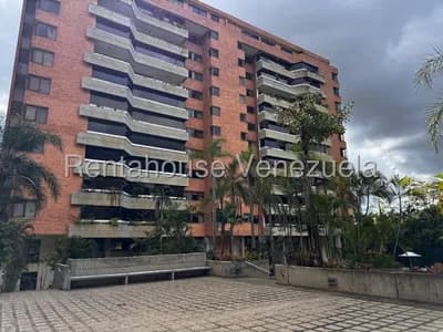 Apartamento en alquiler en Las Esmeraldas, Caracas, Distrito Metropolitano - $1k