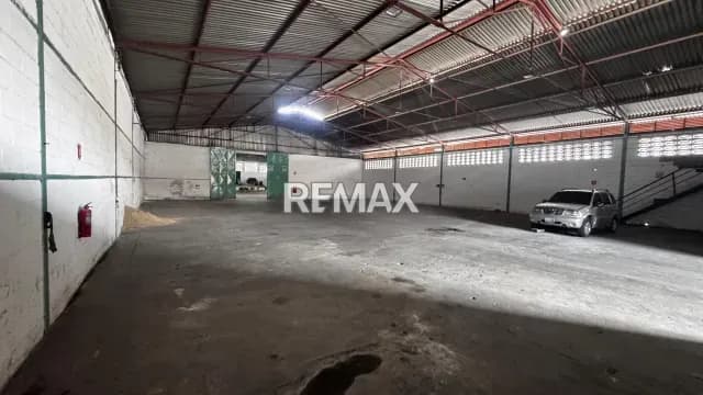 VENTA DE GALPÓN INDUSTRIAL – LA QUIZANDA, VALENCIA
