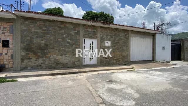 Casa en Alquiler El Limon