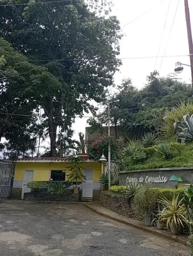 Venta De Terreno Con Casa En Construccion - Colinas De Corralito -el Hatillo-caracas