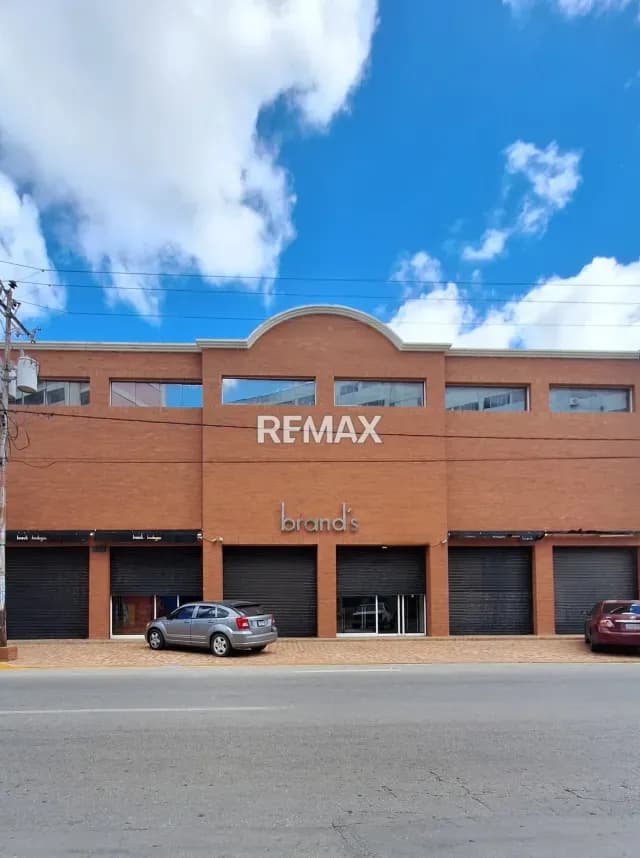 EN VENTA EDIFICIO COMERCIAL EN JUAN GRIEGO