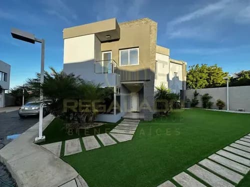 Ecv-1533 Casa Conjunto Residencial Amantea Urbanización Zarabon Punto Fijo Estado Falcón