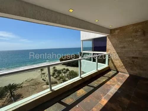 Emg Vende Apartamento Moderno En Zona Estrategica De La Av.aldonza Manriquez Con Vista Y Salida Al Mar , Isla De Margarita