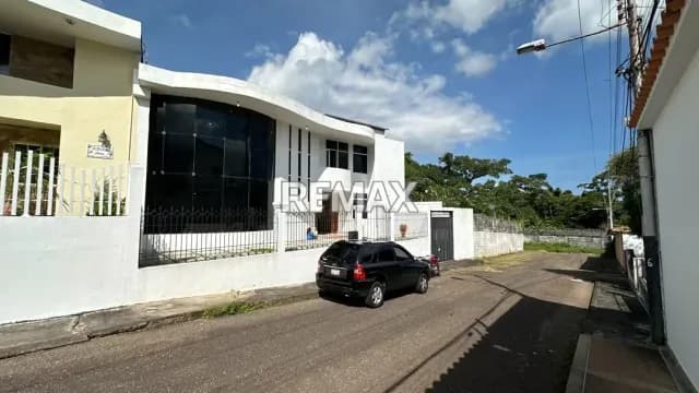 Casa en Alquiler Urbanización Bajumbal - Barrio Sucre