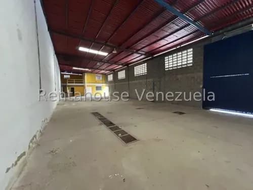 Inmuebles Milagros Nazareth Galpon Industrial En Alquiler En Barquisimeto Lara Zona Oeste. Codigo Del Inmueble 25-7827 Economica Comercial Economico