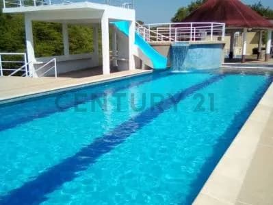 CD. Conjunto Vacacional Agua Miel.