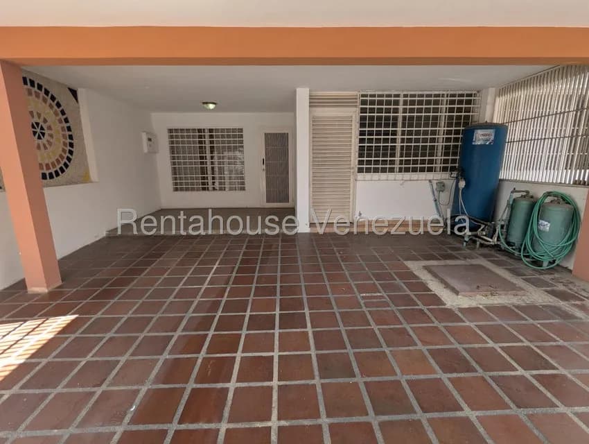 Casa (Duplex) en Venta en La Rosaleda, Lara