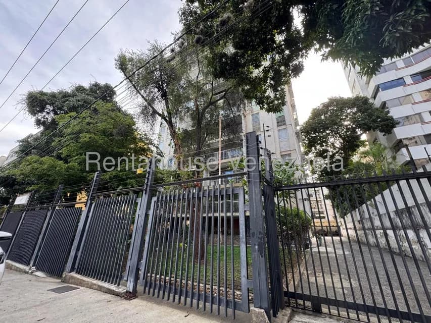 Apartamento (1 Nivel) en Venta en Los Palos Grandes, Distrito Metropolitano