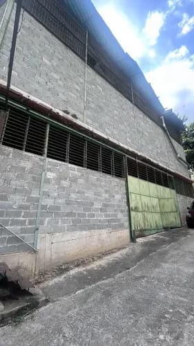 620 M2 Aprox 2 Baños Pozo.altura: 360 Aprox Tablero Luz 220 / 110 Galpón Industrial De 620 M2en Mariche: Ubicado En Un Tranquilo Parque Industrial Cerrado, Rodeado De Montañas Y Alejado De La Vía