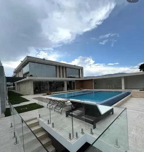 Jhonny Vende Casa 1200 M2 Terrazas Del Country Guataparo Valencia Planta 100% Piscina Caney De Lujo Gz