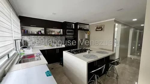 Espectacular Casa En Venta Con Dos Anexos Independientes Campo Claro. Cód. #26-9566