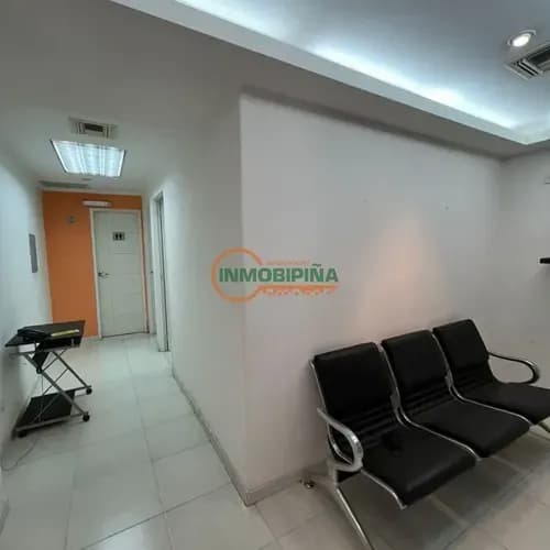 Inmobipiña Vende Local Comercial En El C.c. Rio Caura, Av. Atlantico, Puerto Ordaz, Fl